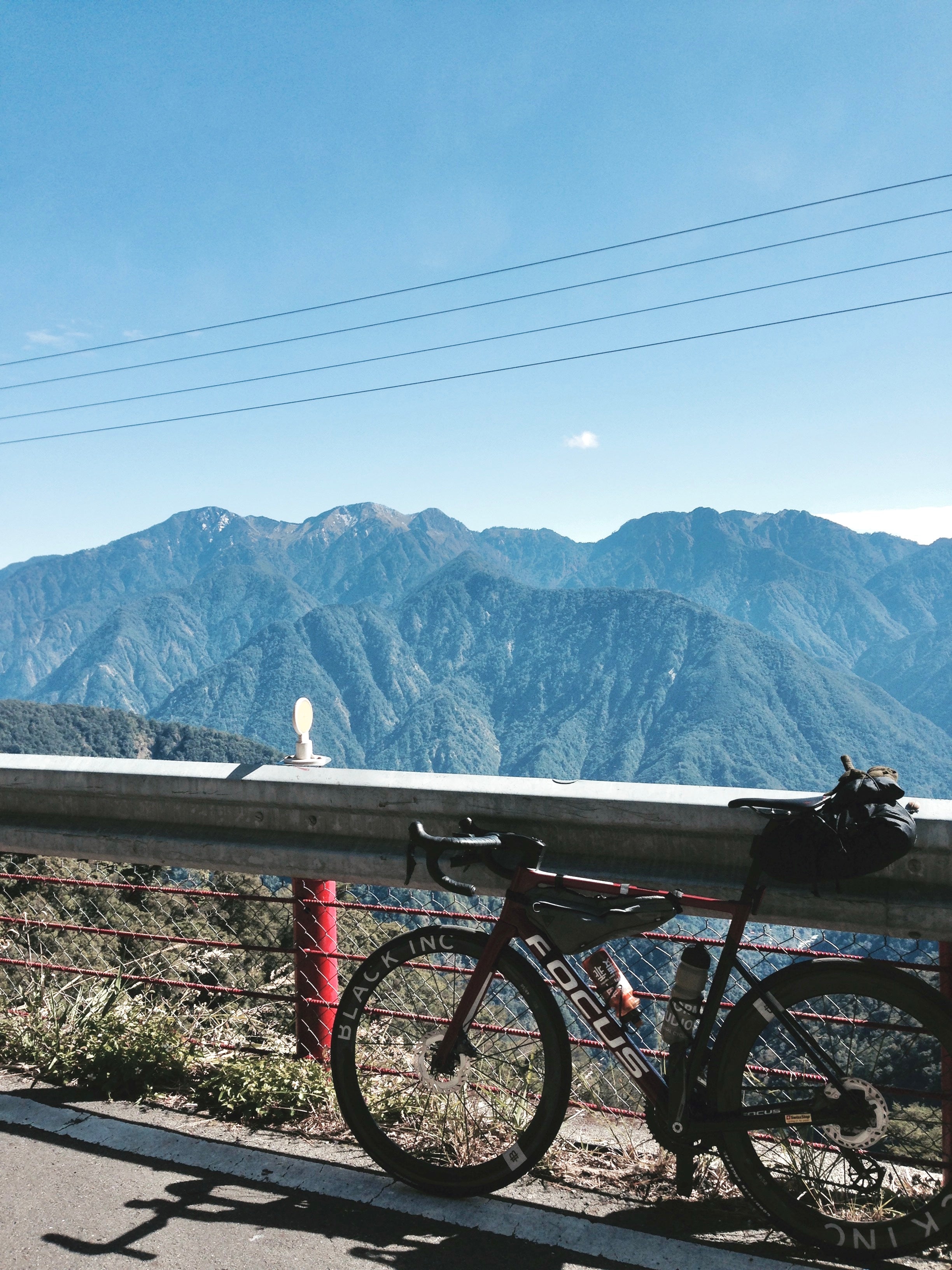 The Call of Taiwan's Roof: Wuling 3275m Summit - Westbound